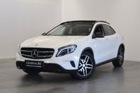 Mercedes-Benz GLA 200d 7G Värmare V-Hjul PANO Night Package