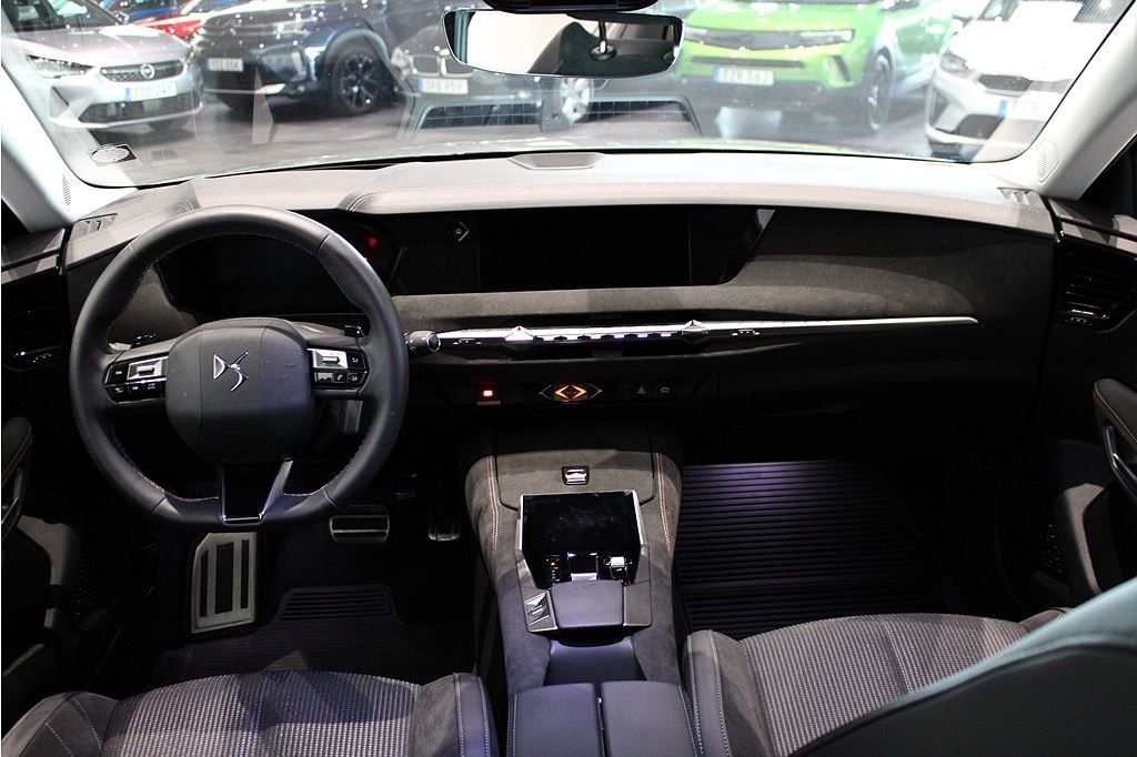 DS 4 E-Tense EAT, 225hp, 2022