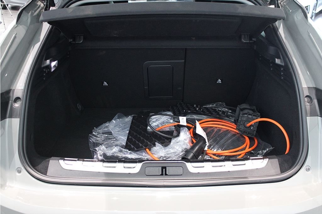 DS 4 E-Tense EAT, 225hp, 2022