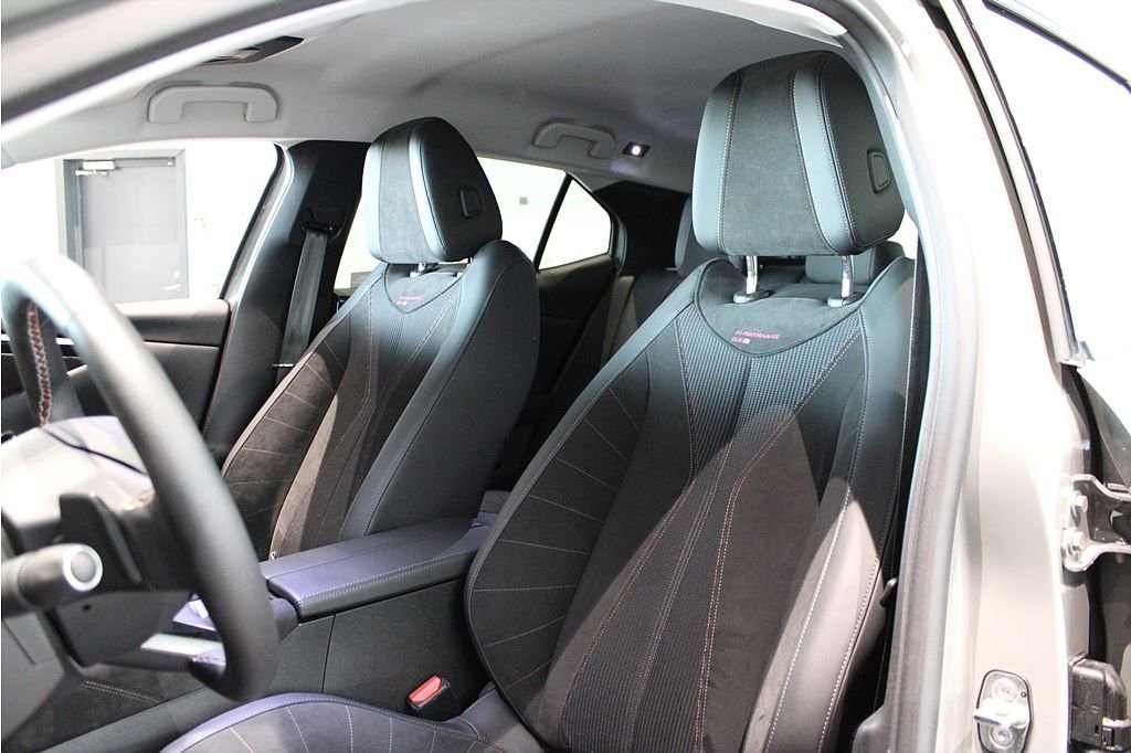 DS 4 E-Tense EAT, 225hp, 2022