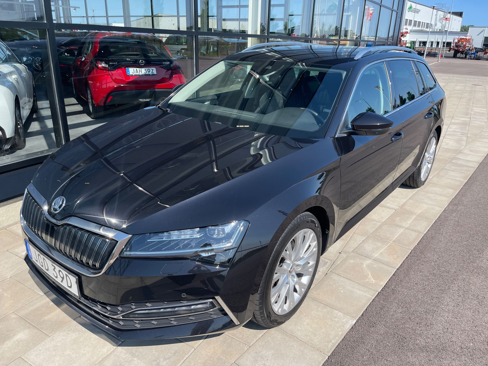 Škoda Superb iV Combi 1.4 TSI iV DSG Sekventiell, 218hk, 2020