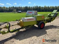 Hårdpress Claas Markant 65 småbalspress med kastare