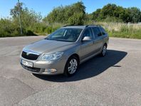 Skoda Octavia Kombi 1.6 TDI Elegance Euro 5