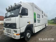 Hästlastbil Volvo FH 12 med bodel och plats f