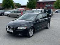 Volvo V50 D2 115HK | Momentum | Dragkrok | PDC | Xenon