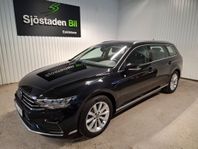 Volkswagen Passat GTE 1.4 Aut Värmare Drag Navi Kamera