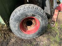 Däck Implement & Trelleborg 3 st till hjulgrävare