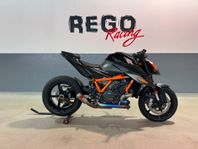 KTM 1290 Super Duke R Akrapovic Titan