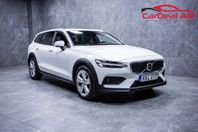 Volvo V60 Cross Country B4 AWD Momentum Kamera Navi Drag VOC