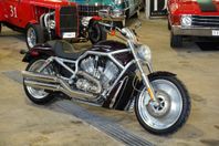 Harley-Davidson VRSCA V-Rod / Endast 650 mil / Få ägare