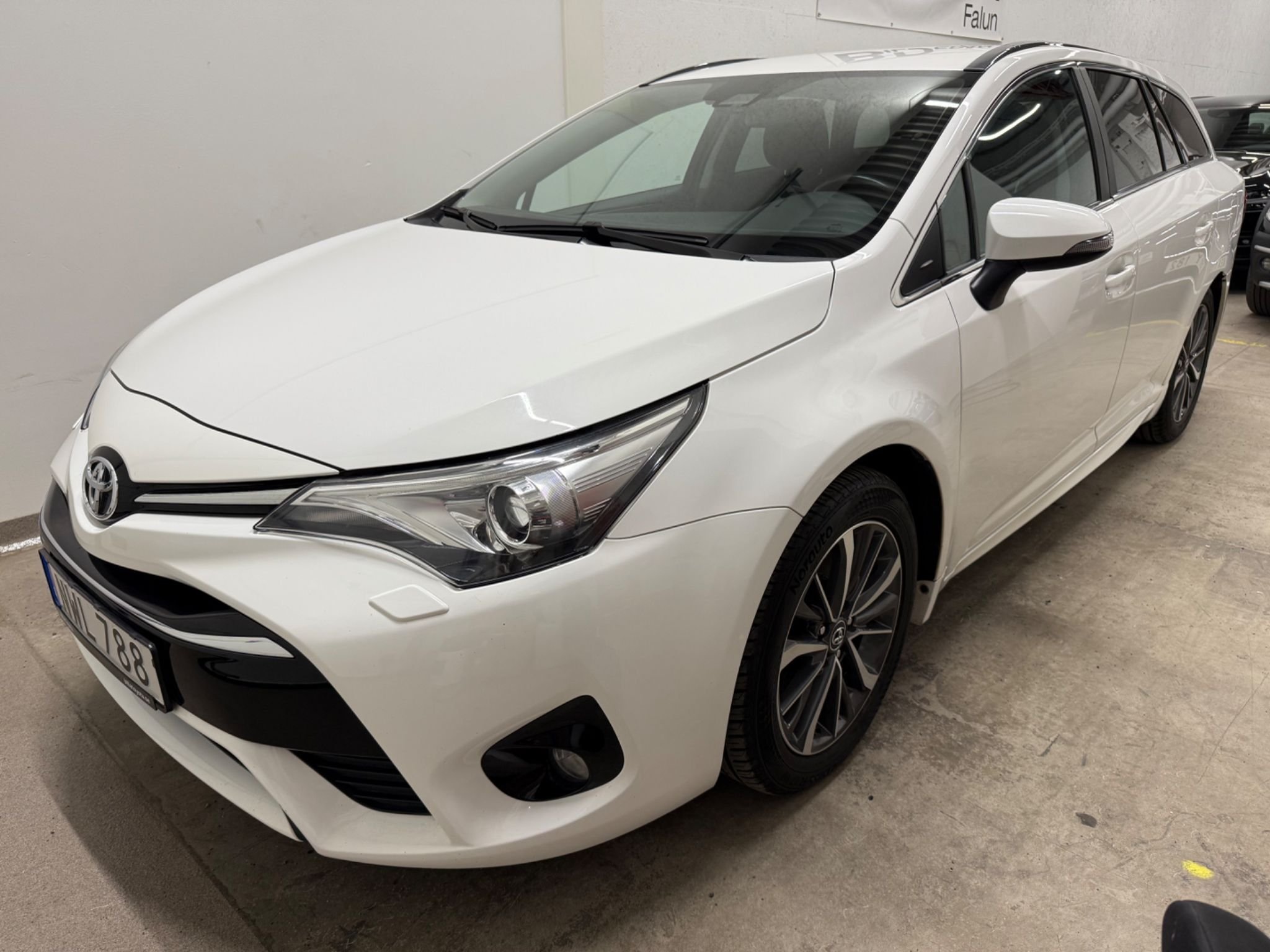 Toyota Avensis Combi 2.0 D-4D Manual, 143hp, 2016