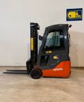 Toyota truck 8 FBE15T