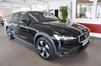 Volvo V60 Cross Country B4 AWD 197hk Momentum AdvNavi Aut