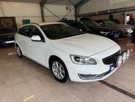 Volvo V60 D2 Momentum 1 ägare Låg skatt Motorvärmare V-hjul