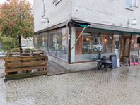 Lokal med livsmedelstillstånd, Hökarängen på huvudgatan