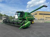 John Deere T560 i