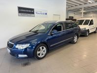 Skoda Superb Kombi 2.0 TDI 170hk 4x4 Elegance Skinn