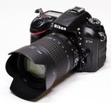 Nikon D7100 + 18-105 VR