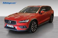 Volvo V60 Cross Country B4 AWD Diesel Plus