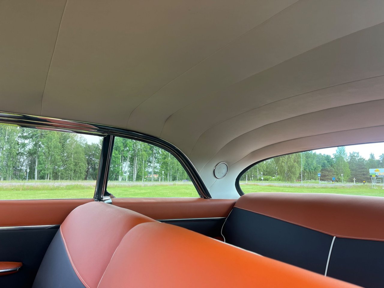 Chrysler Windsor DeLuxe Newport 4.9 V8 PowerFlite, 190hk, 1955