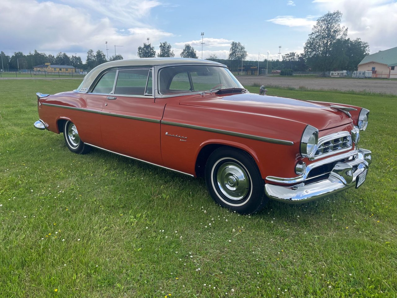 Chrysler Windsor DeLuxe Newport 4.9 V8 PowerFlite, 190hk, 1955