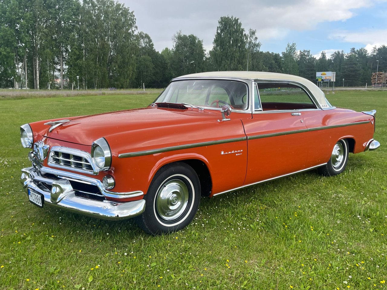 Chrysler Windsor DeLuxe Newport 4.9 V8 PowerFlite, 190hk, 1955