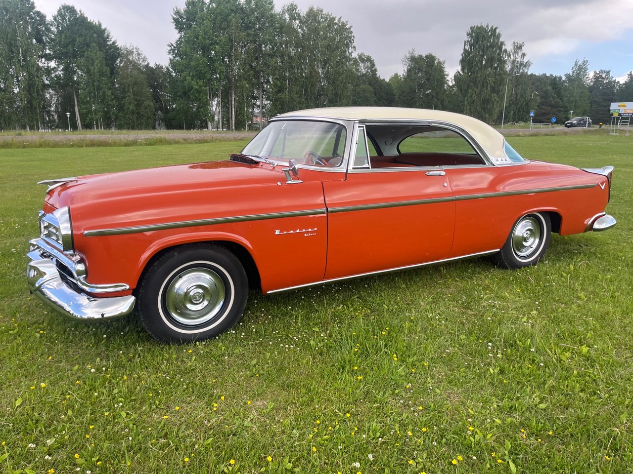 Chrysler Windsor DeLuxe Newport 4.9 V8 PowerFlite, 190hk, 1955