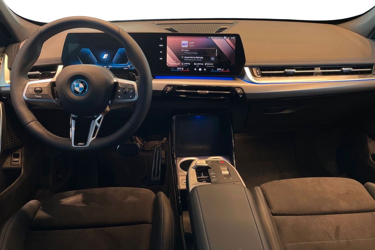 BMW X1 xDrive30e Steptronic, 326hk, 2025