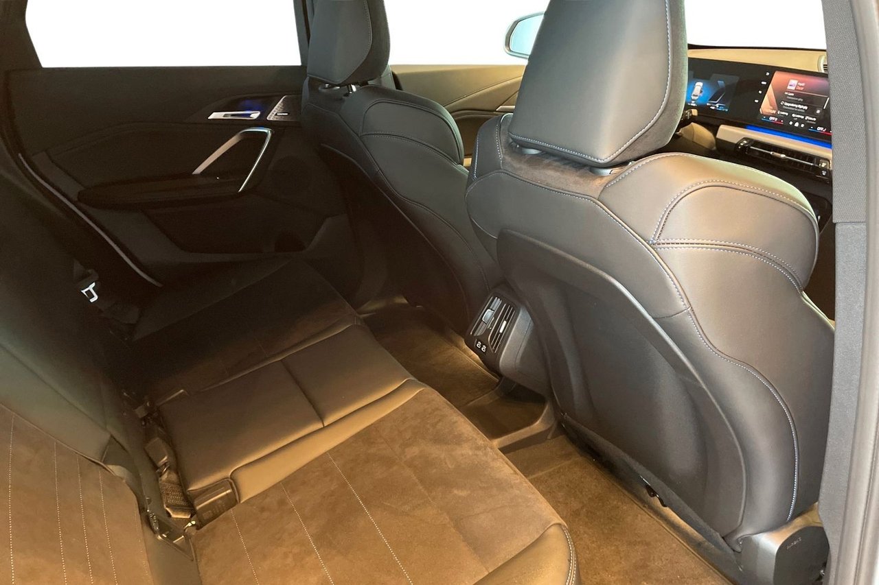 BMW X1 xDrive30e Steptronic, 326hk, 2025