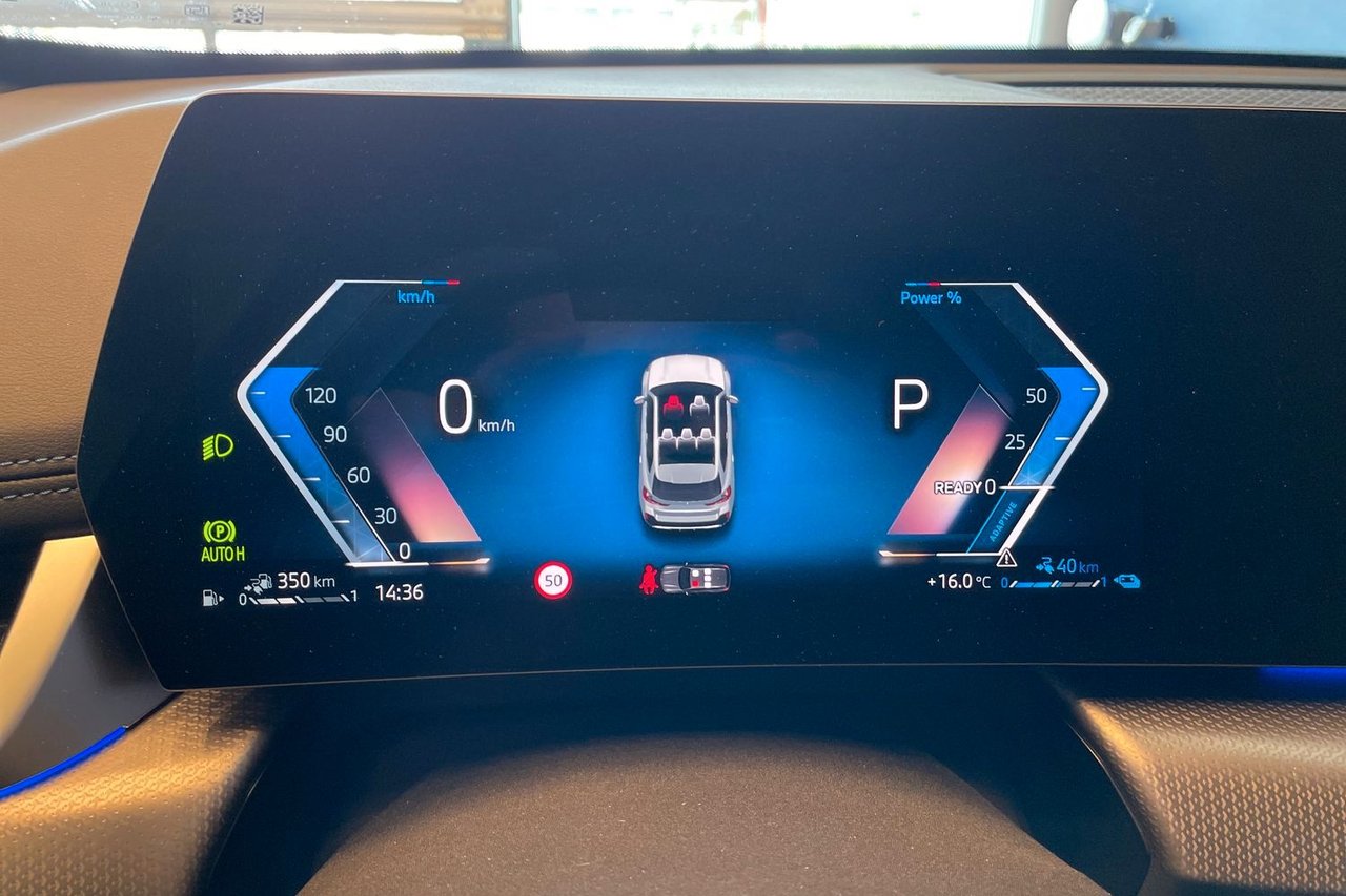 BMW X1 xDrive30e Steptronic, 326hk, 2025