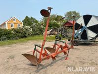 Årderplog Kverneland & Bevattningsrör
