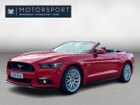 Ford Mustang GT Cab 421hk Backkamera Shaker Kyla i stolar