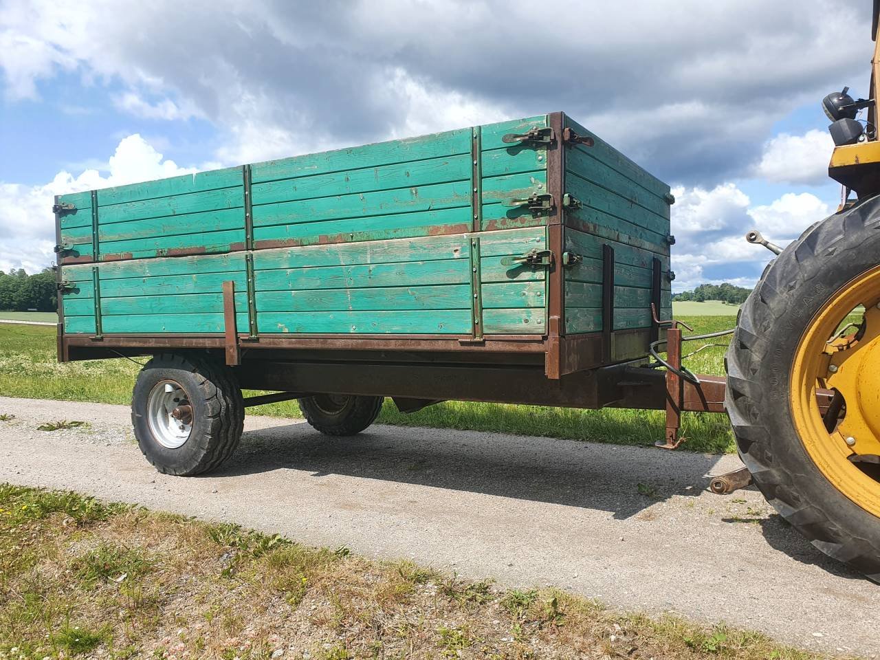 Liten spannmålskärra 4 ton