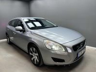 Volvo V60 D6 PLUG-IN HYBRID AWD SUMMUM SoV KAMERA BLIS NAVI