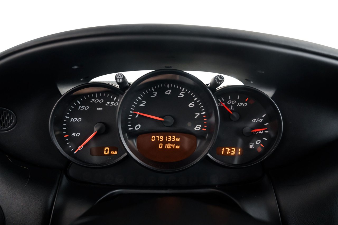 Porsche Boxster Manuell, 220hk, 2002