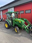 John Deere 3720 4WD – Komplett paket med redskap!