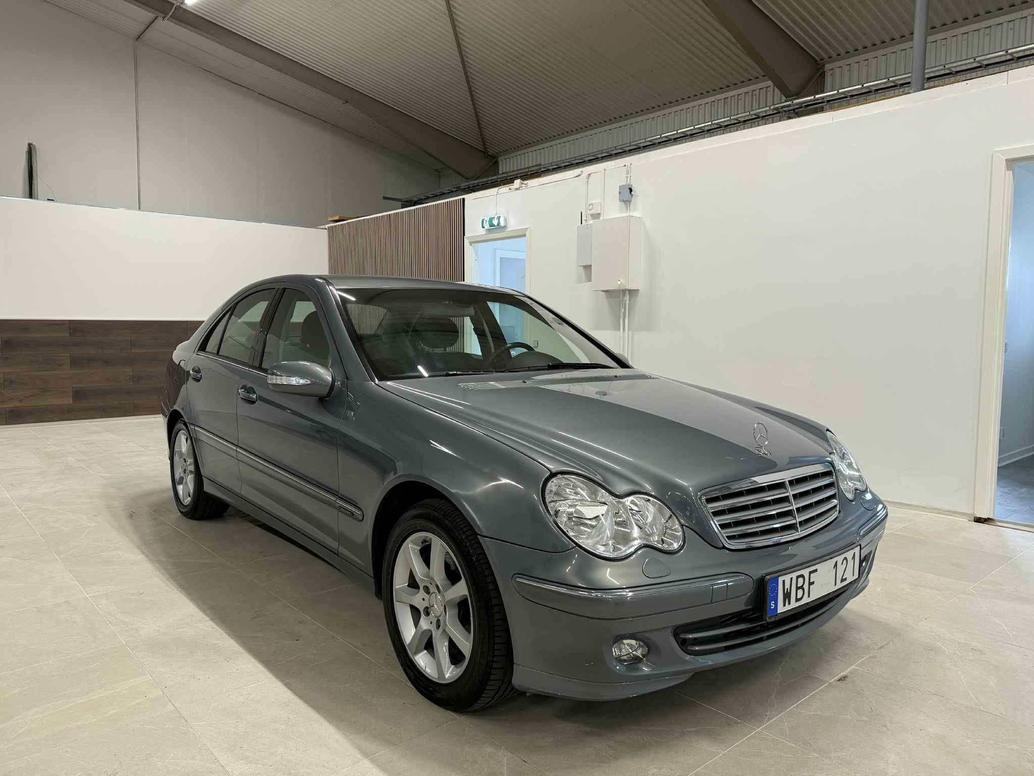 Mercedes-Benz C 180 Kompressor Manuell, 143hk, 2005