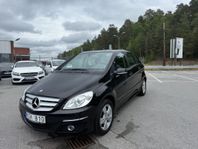 Mercedes-Benz B 180 116hk 14200 mil Nybesiktigad Nyservad