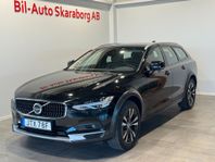 Volvo V90 Cross Country B4 AWD Aut Momentum Kamera Drag VOC