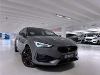 Cupra León e-Hybrid 245hk Cockpit Parkeringsvärmare 2401 Kr/