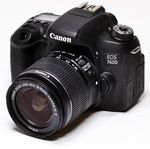 Canon Eos 760D + 18-55 IS
