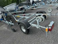 TK Trailer 80 km/h obromsad båttrailer 500 kg