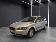 Volvo V50 2.4 Euro 4/NY KAMREM/NY SERVAD/DRAG/AC/BESIKTIGAD