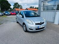 Toyota Yaris 1.0 VVTI 69HK 5D / VÄRMARE / 11700Mil