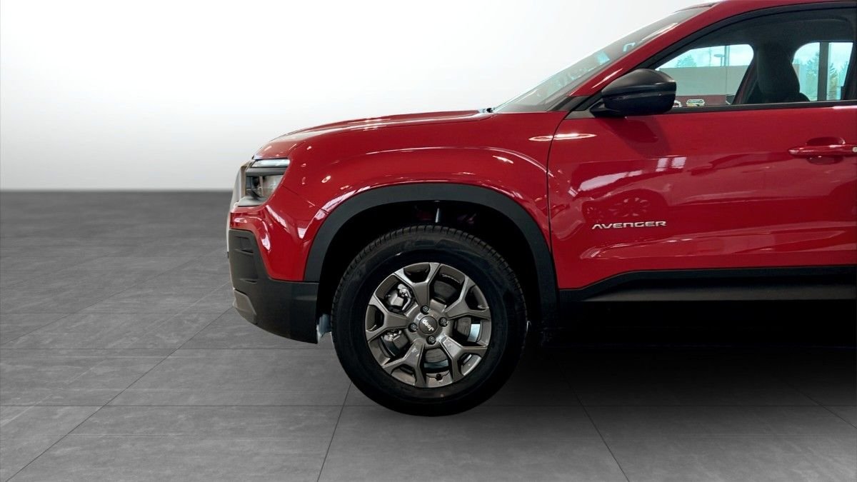 Jeep Avenger e-Hybrid e-DCS, 100hk, 2024