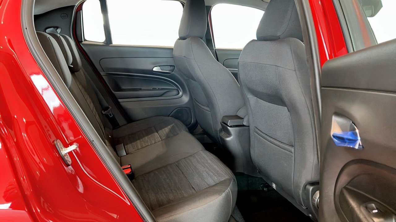 Jeep Avenger e-Hybrid e-DCS, 100hk, 2024