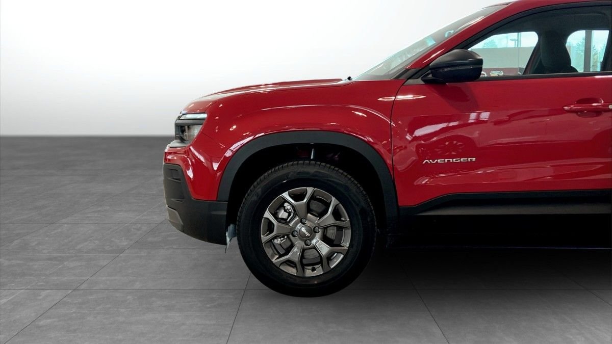 Jeep Avenger e-Hybrid e-DCS, 100hk, 2024