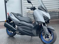Yamaha X-MAX 300