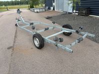 Båtupptagningsvagn – Maxlast 1100 kg – För båtar upp till 6