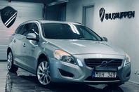 Volvo V60 D4 Momentum|Drag|D-värmare|VoC|Navi|Nybesiktigad|